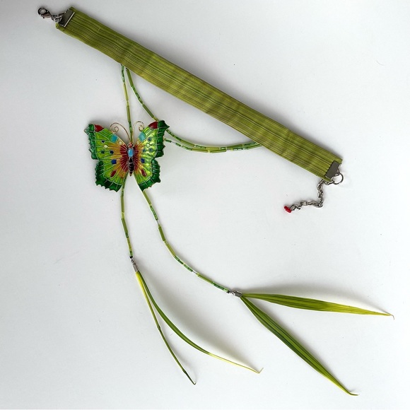 Enamelled Butterfly Chocker Necklace - Picture 8 of 16